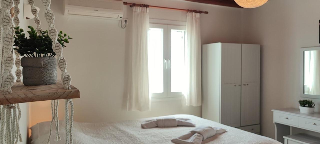 Orionides Apartment Tinos Ngoại thất bức ảnh