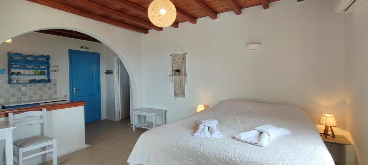 Orionides Apartment Tinos Ngoại thất bức ảnh
